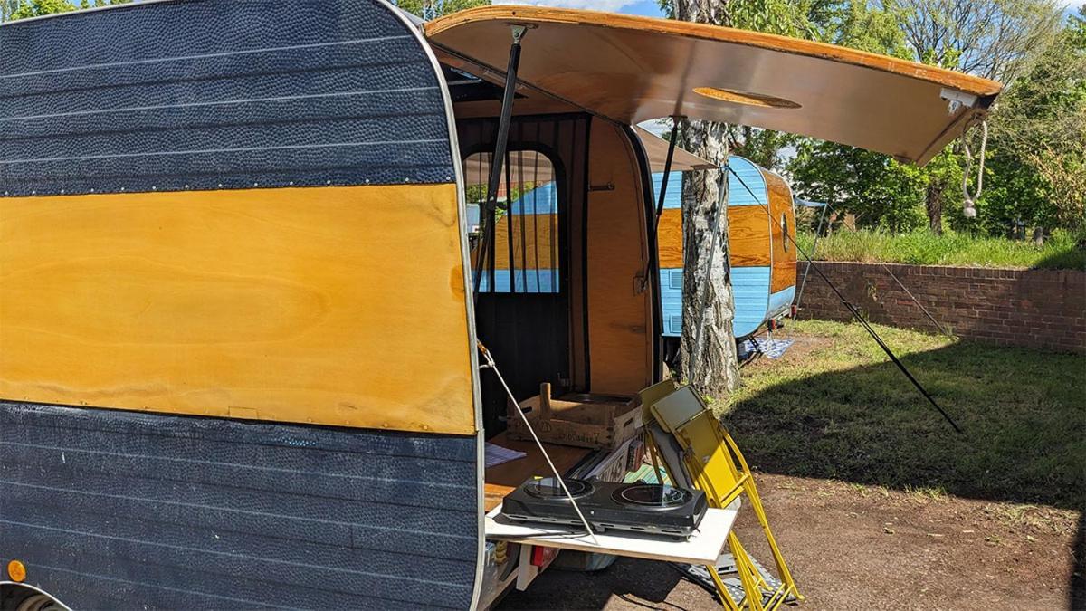 Cabrio-wohnwagen Campingplatz