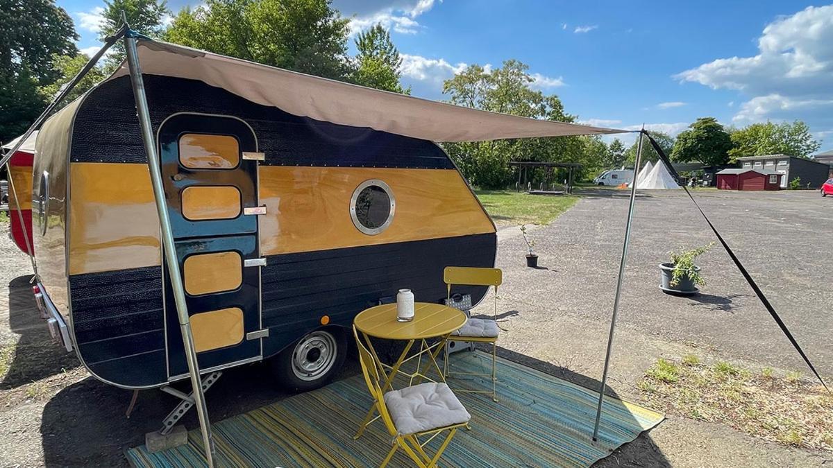Campingplatz Cabrio-wohnwagen