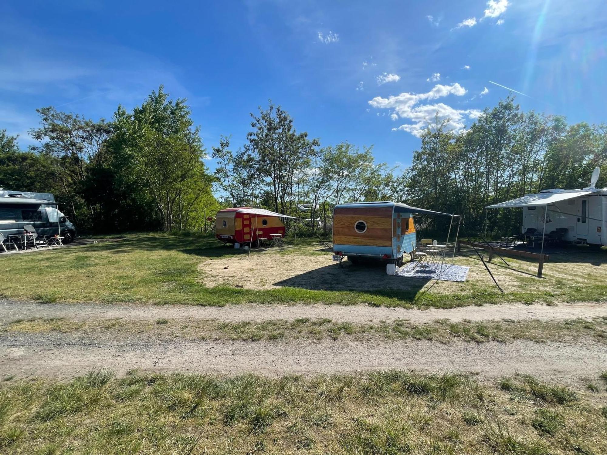 Campingplads Cabrio-wohnwagen *
